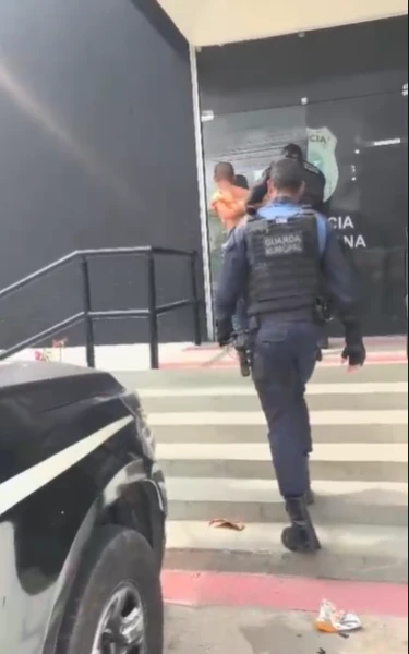 Suspeito de roubo a loja de celulares é detido após tentativa de fuga em Itabaiana