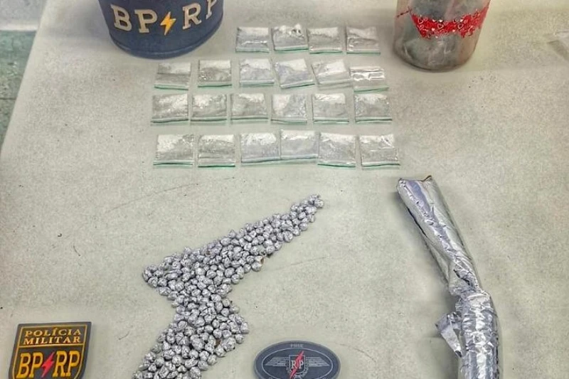 Polícia prende suspeito de tráfico e apreende drogas em São Cristóvão