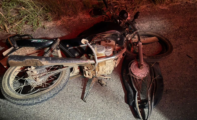 Colisão em ponte deixa motociclista ferido na rodovia SE-270