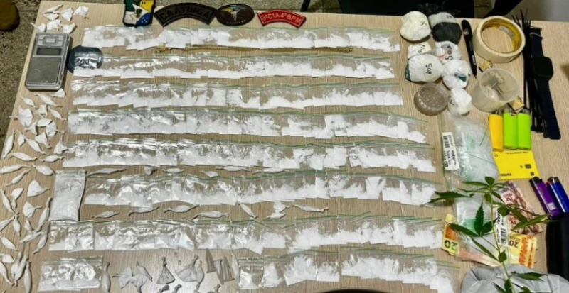 Ação policial apreende drogas e conduz suspeito por tráfico em Nossa Senhora da Glória