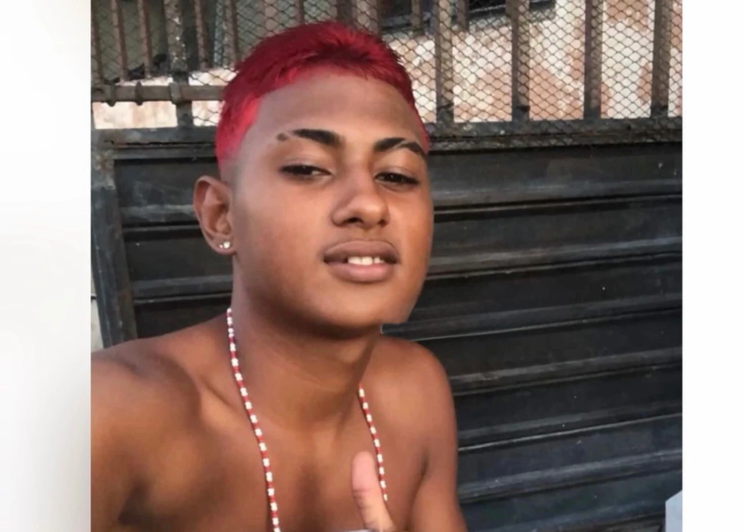 Jovem é assassinado a tiros em Pirambu durante o Carnaval