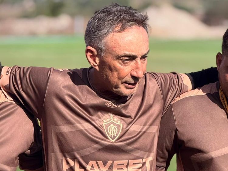 Roberto Fonseca deixa o comando técnico do Itabaiana